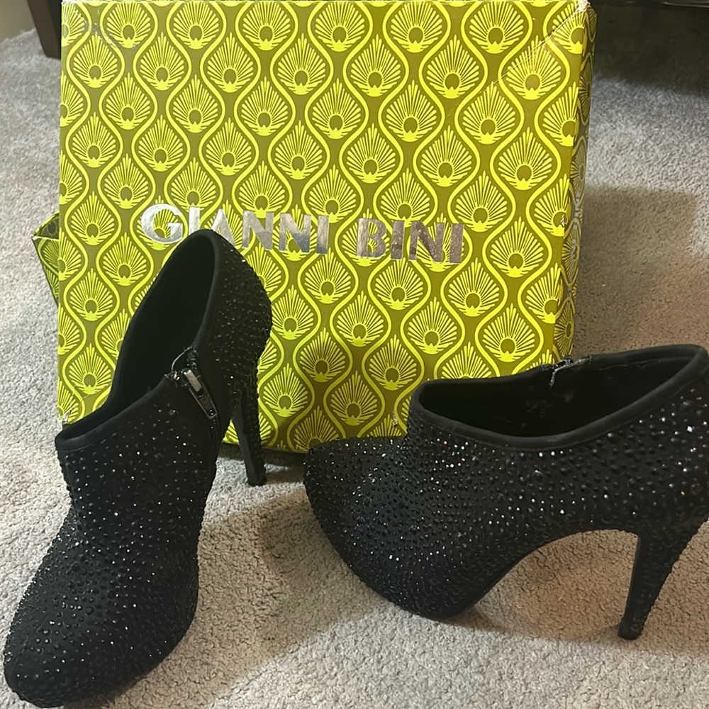 Gianni bini booties - heels